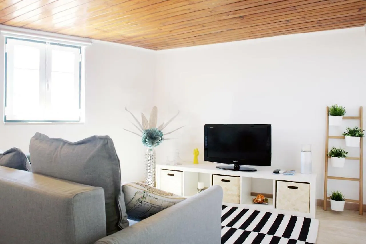 Alfama Apartment Rose - Sardinha Lisbon